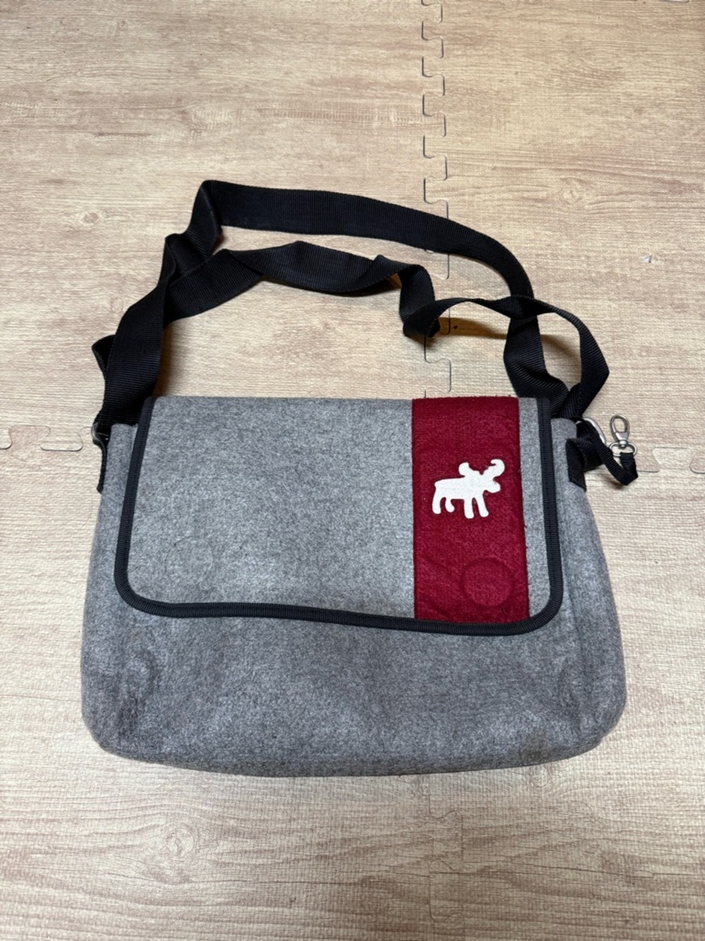 Gray and Burgundy Felt Shoulder Bag with Moose Accent